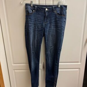 WHBM The Skimmer Jeans Size 6 | Dark Wash Ankle Zip Denim
